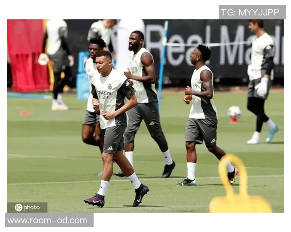 姆巴佩今日马德里训练后将启程前往沙特进行新挑战