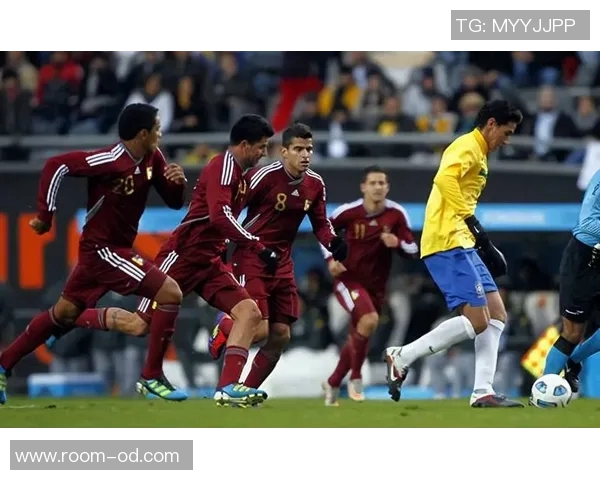 马斯切拉诺亲临迈阿密国际主场观战阿根廷对阵波多黎各精彩赛事 马斯切拉诺亲临迈阿密国际主场观战阿根廷对阵波多黎各精彩赛事